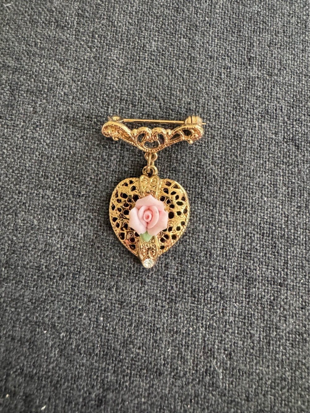 Vintage Gold Heart Filigree Brooch with Pink Rose Accent